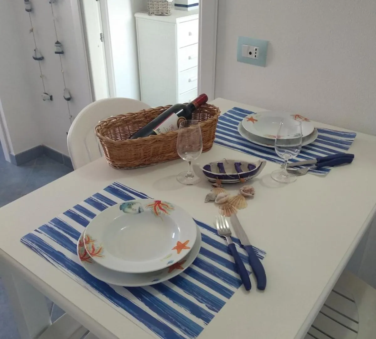 Сasa de vacaciones Villa Mansarda Camelie Via Dei Normanni, 45 Campofelice Di Roccella